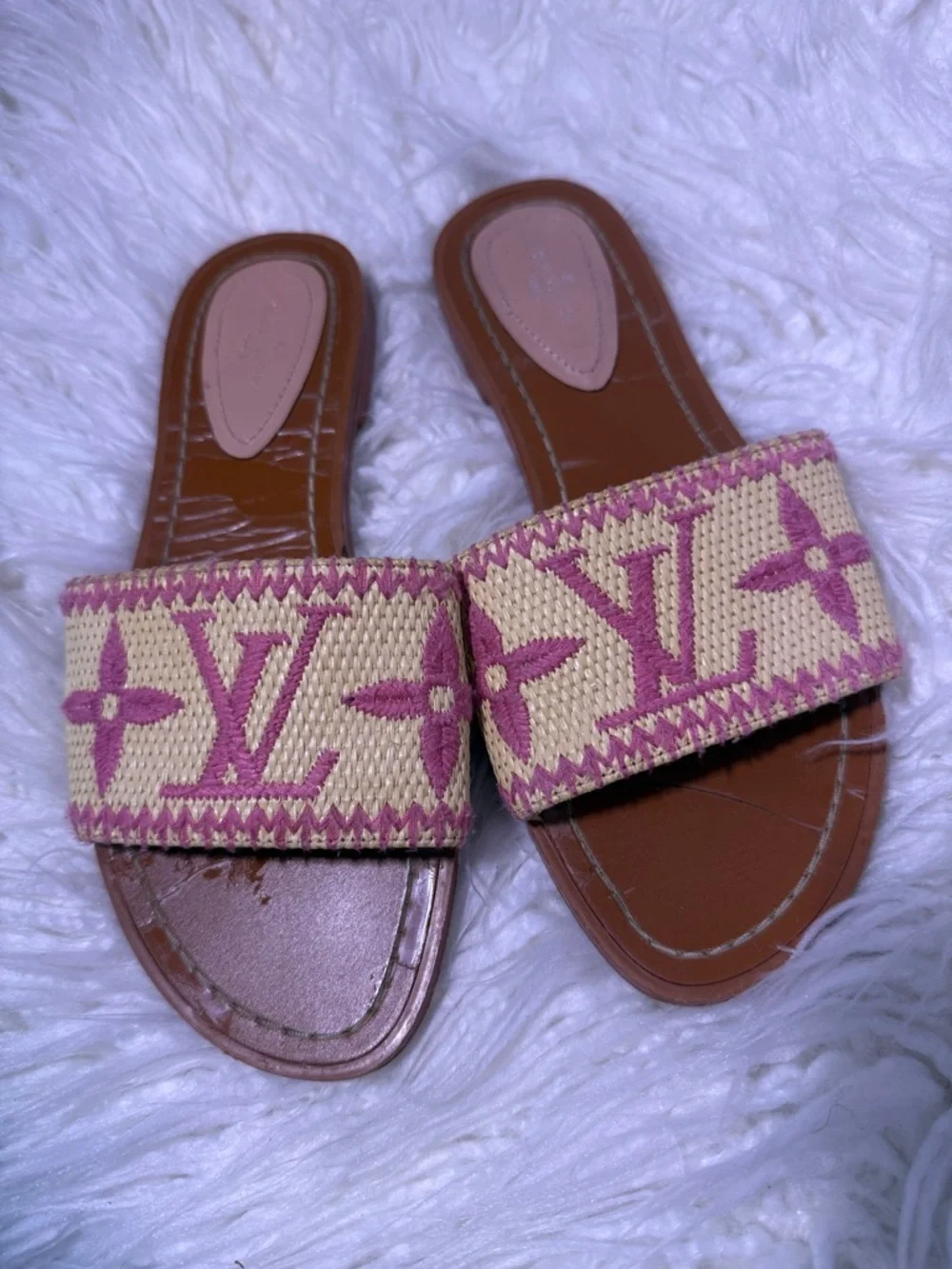 Louis Vuitton Pink / tan Raffia Monogram Slide Sandals 37 or 6.5 to 7 women’s - Picture 5 of 9